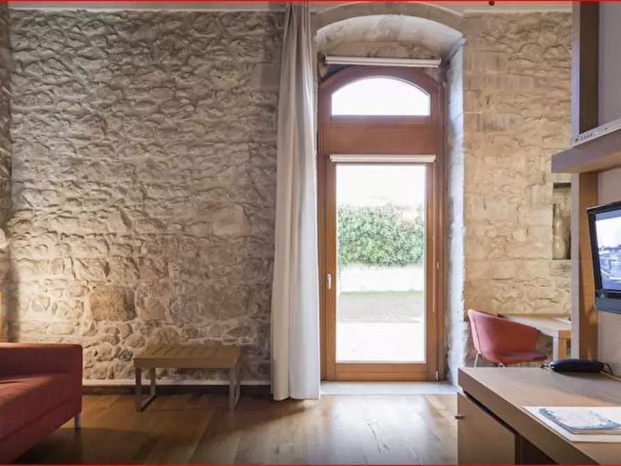 Immagine 20 di Albergo/B&B/Residence in vendita  in Via GANDHI, 3 a Ragusa