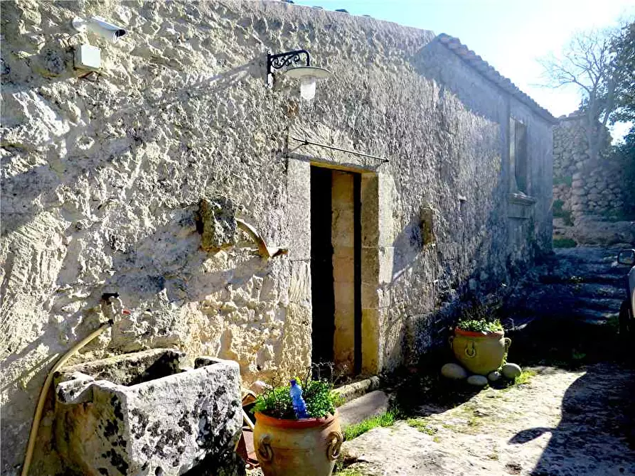 Immagine 20 di Rustico / casale in vendita  in Loc. MEZZO GREGORIO, SN a Noto