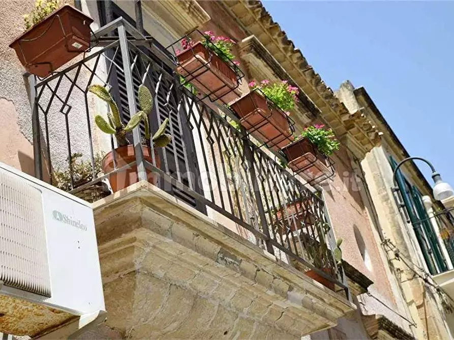 Immagine 18 di Villa in vendita  in Via GIORDANO BRUNO, 15 a Noto