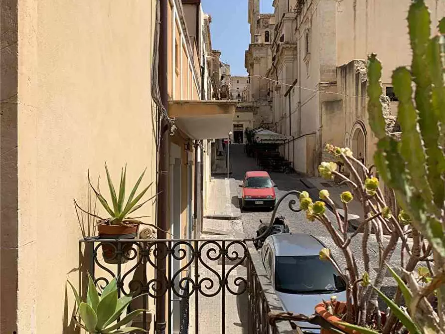 Immagine 20 di Villa in vendita  in Via PIER CAPPONI, 24 a Noto