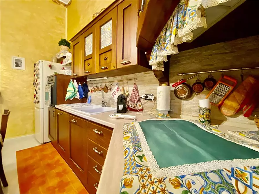 Immagine 9 di Appartamento in vendita  in Via Littara, 44 a Noto