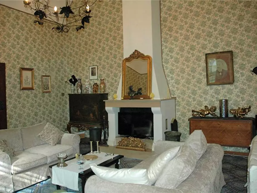 Immagine 18 di Villa in vendita  in Via Dei Mille, 110 a Noto