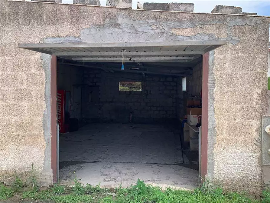 Immagine 12 di Attività commerciale in vendita  in Loc. C/da Torre Fano, snc a Portopalo Di Capo Passero
