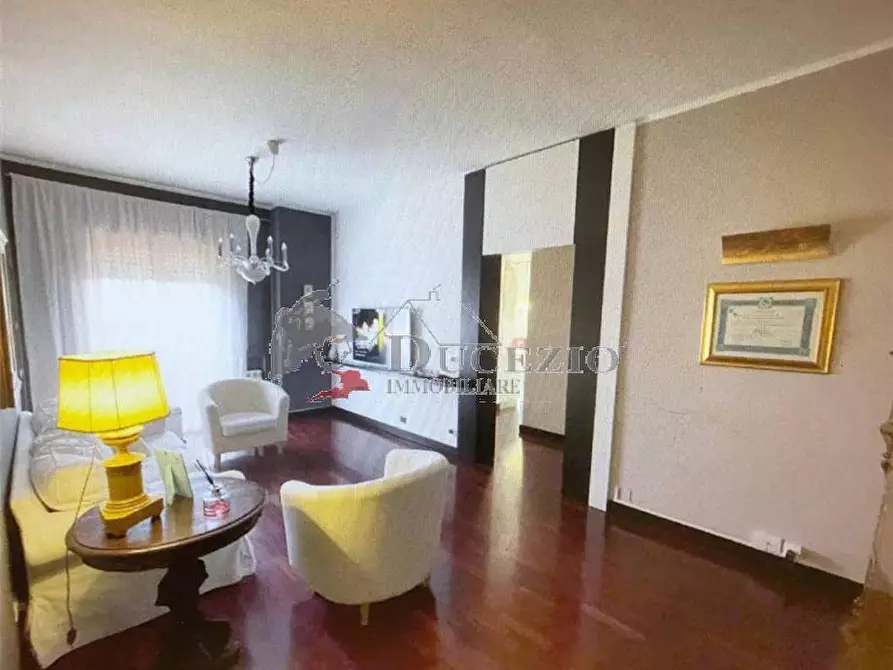 Immagine 11 di Appartamento in vendita  in Via Dei Mille, 141 a Noto