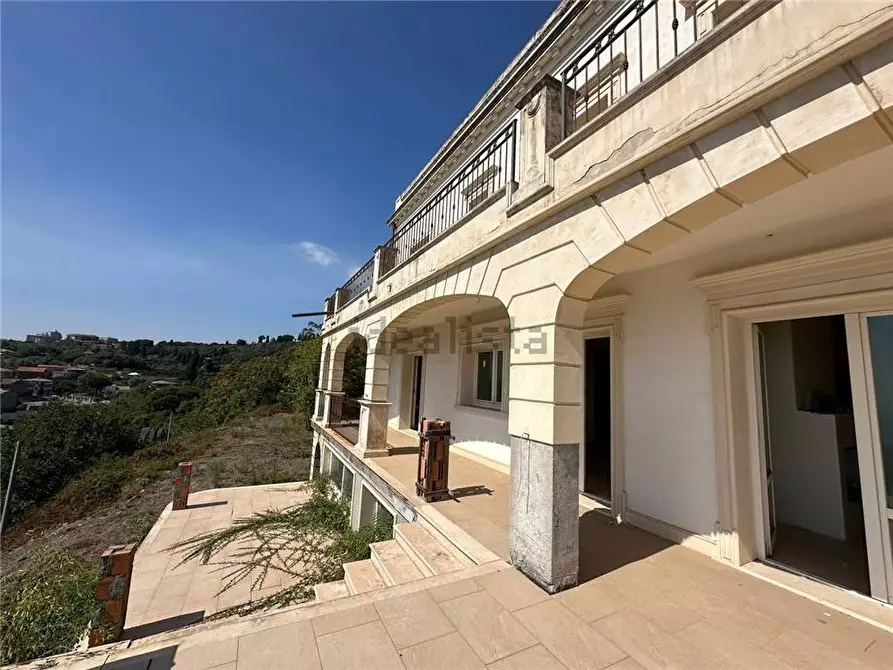 Immagine 18 di Villa in vendita  in Via Casalrosato, 19 a Catania