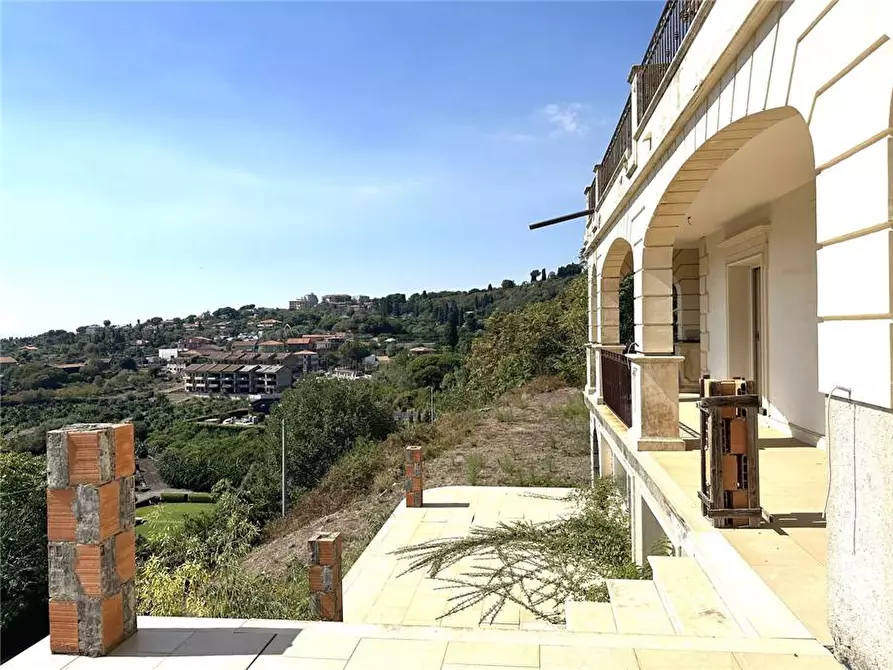 Immagine 19 di Villa in vendita  in Via Casalrosato, 19 a Catania
