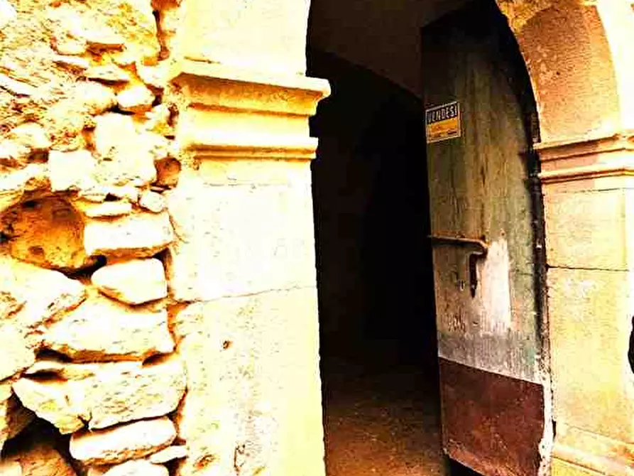 Immagine 12 di Attività commerciale in vendita  in Via Largo Salvatore, 36 a Piazza Armerina