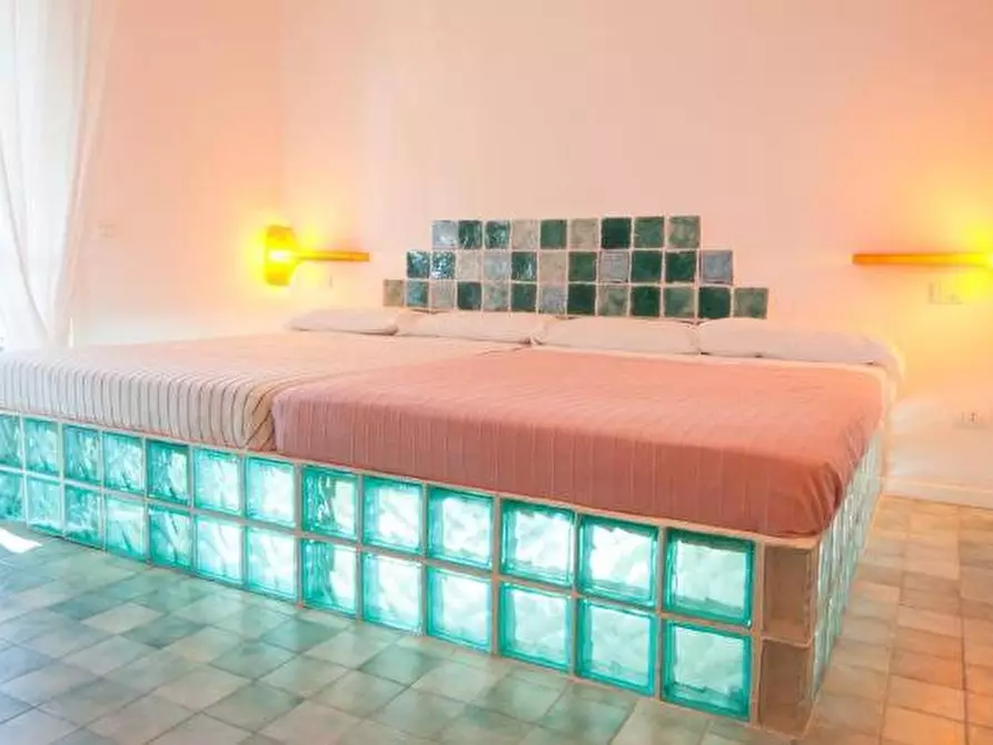 Immagine 14 di Villa in vendita  in Loc. Fontane Bianche, 2 a Siracusa