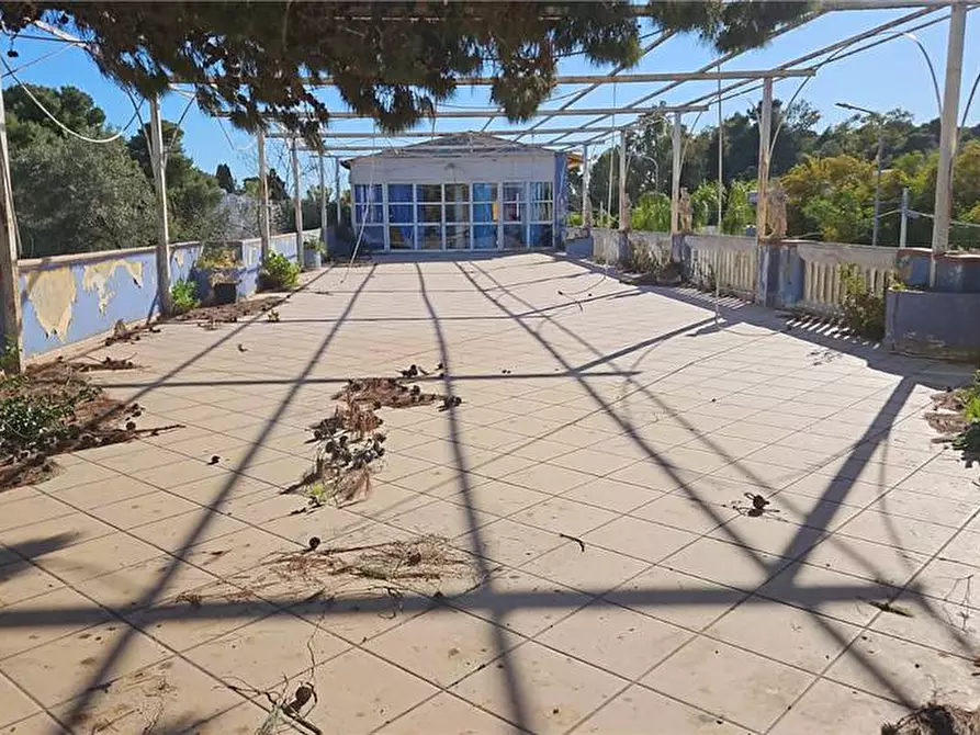 Immagine 16 di Attività commerciale in vendita  in V.le Viale Dei Lidi, 460 a Siracusa