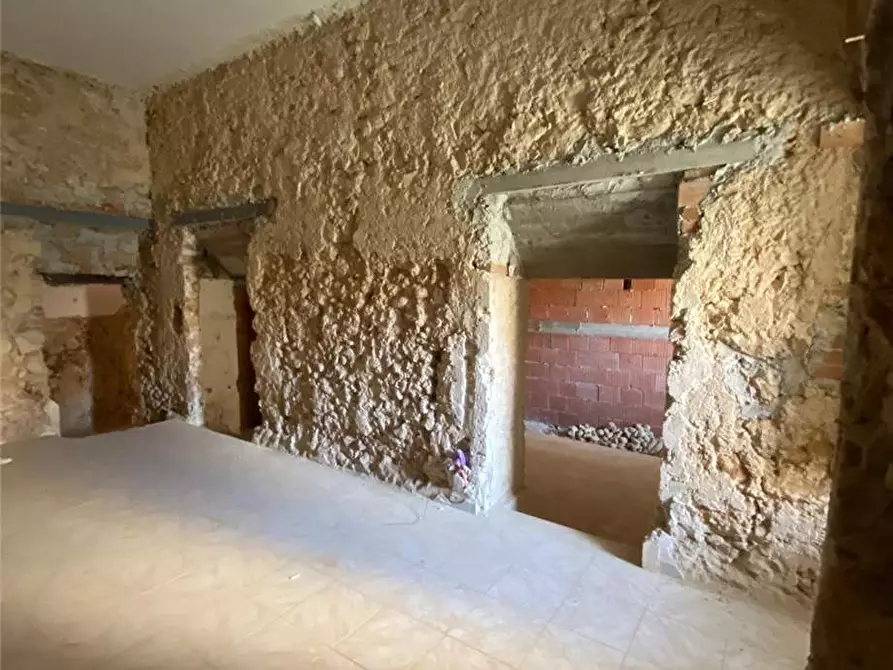 Immagine 19 di Stabile in vendita  in Via Aurelio Saffi, 5 a Noto