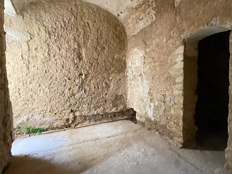 Immagine 20 di Stabile in vendita  in Via Aurelio Saffi, 5 a Noto