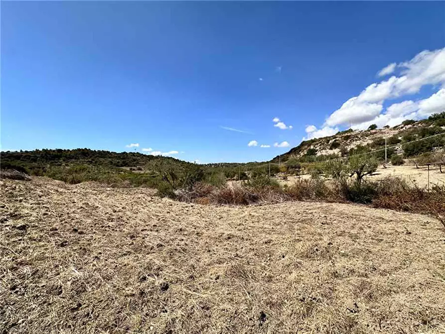 Immagine 18 di Terreno in vendita  in Loc. CDA PORTELLI, SN a Noto