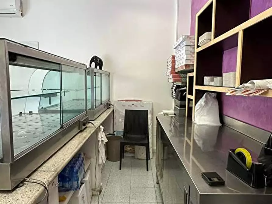 Immagine 16 di Attività commerciale in vendita  in P.zza Sofia, 5/6 a Noto