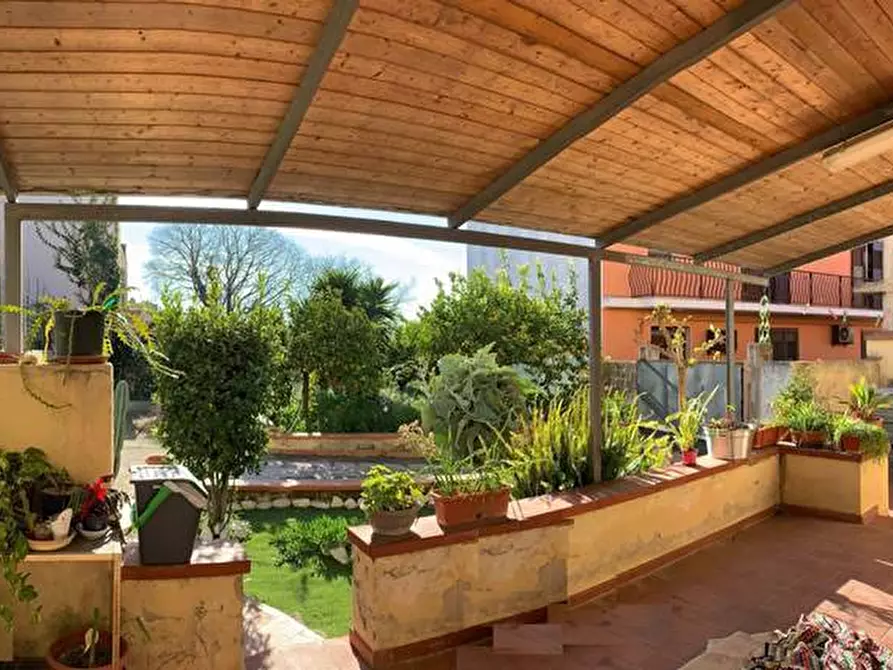 Immagine 17 di Villa in vendita  in Via Corrado Avolio, 11 a Noto