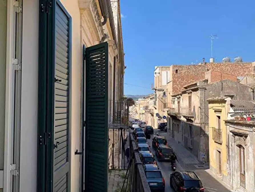 Immagine 19 di Appartamento in vendita  in Via Giosuè Borsi, 2/A a Noto