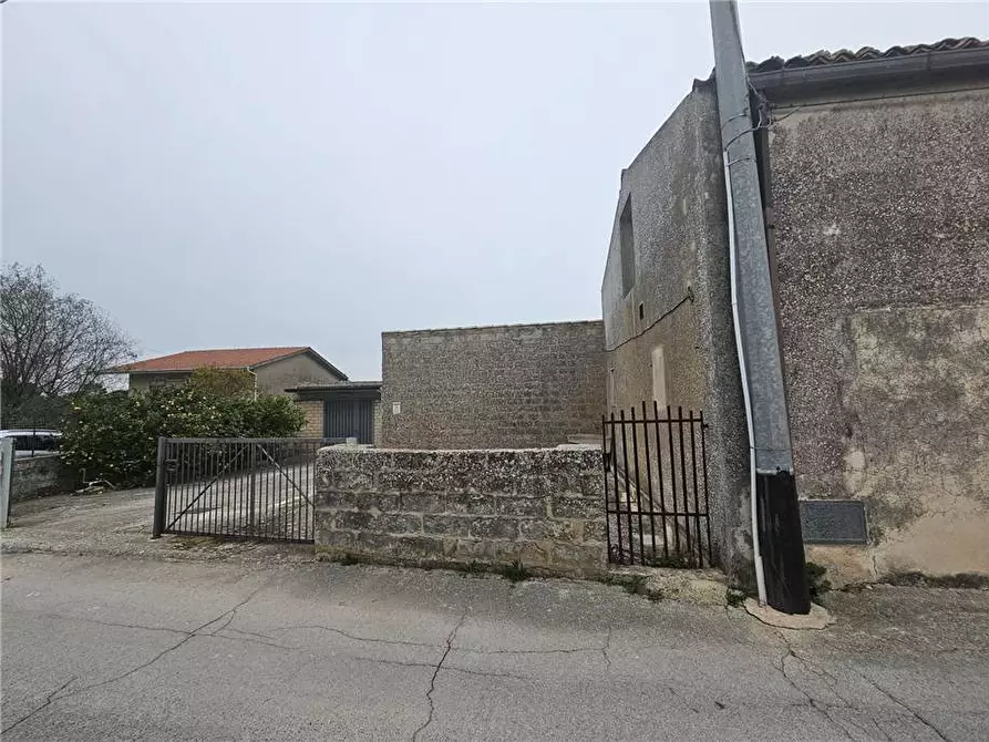 Immagine 10 di Villa in vendita  in Loc. C/da Testa Dell'Acqua, sn a Noto