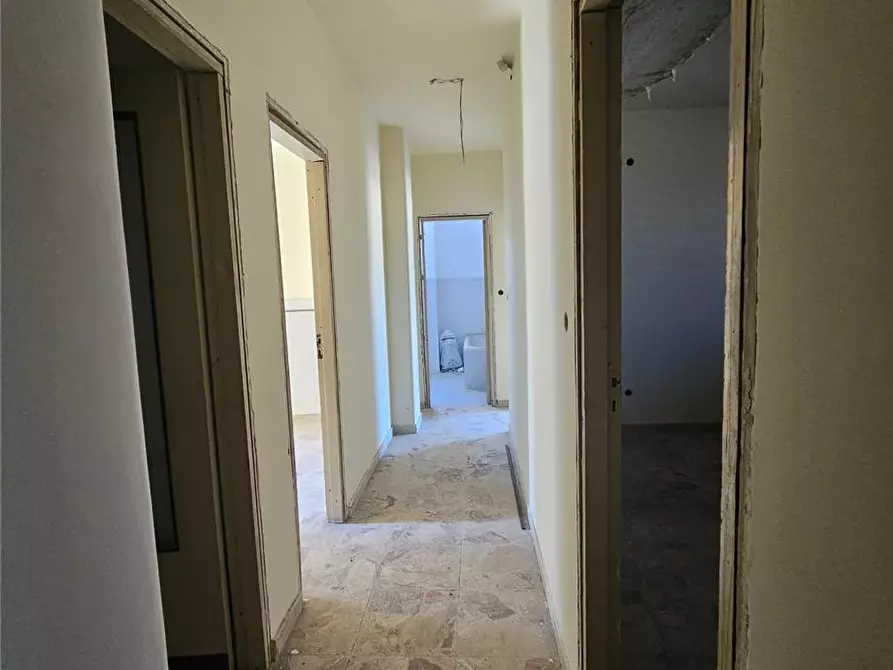 Immagine 18 di Stabile in vendita  in Via Giuseppe Verdi, 32 a Lentini