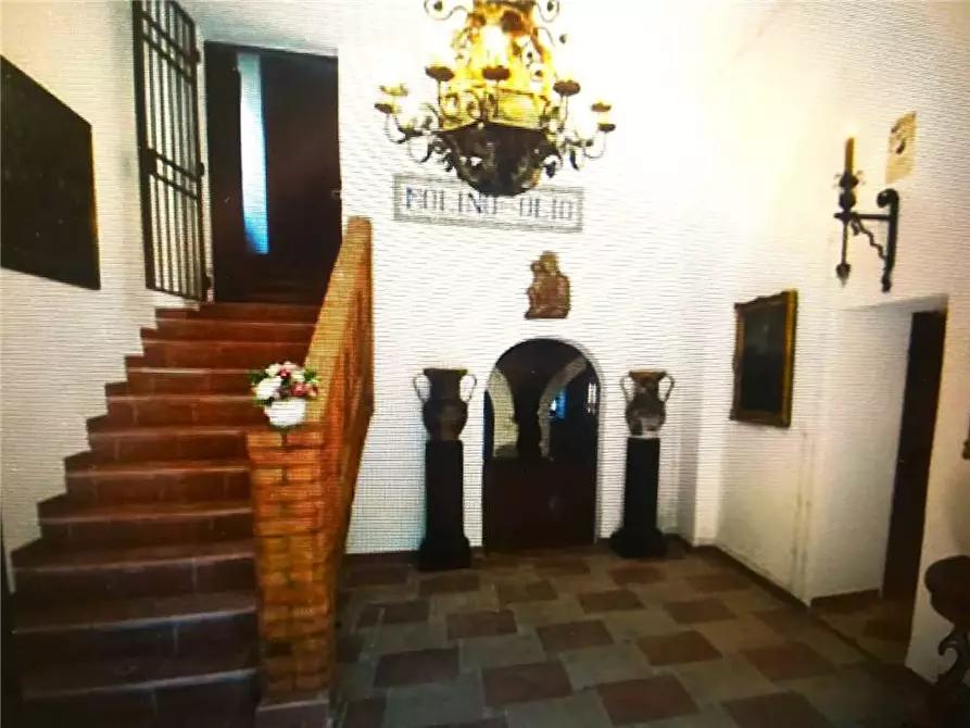 Immagine 17 di Castello in vendita  in Via Del Proconsolo, 10 a Pontassieve
