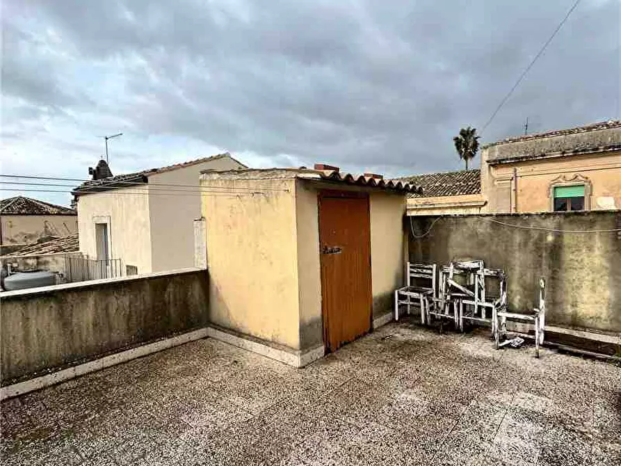 Immagine 10 di Appartamento in vendita  in Via Cavour, 99 a Noto