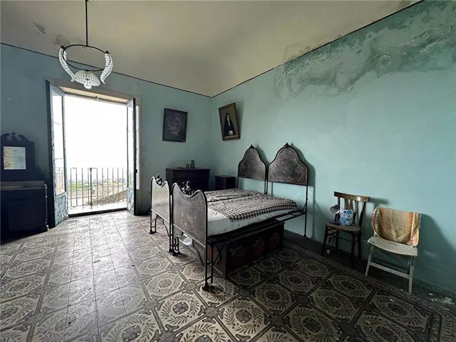 Immagine 13 di Villa in vendita  in Via Etna, 49/51/53 a Catania