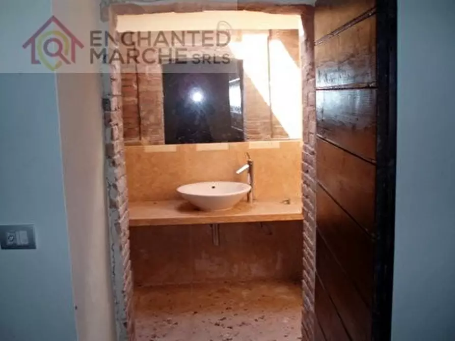 Immagine 9 di Villa in vendita  in Loc. Casafoscola, snc a Matelica