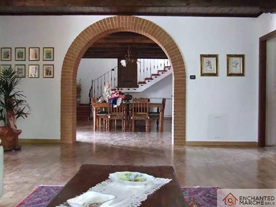 Immagine 7 di Villa in vendita  in Loc. Ceresi a Matelica