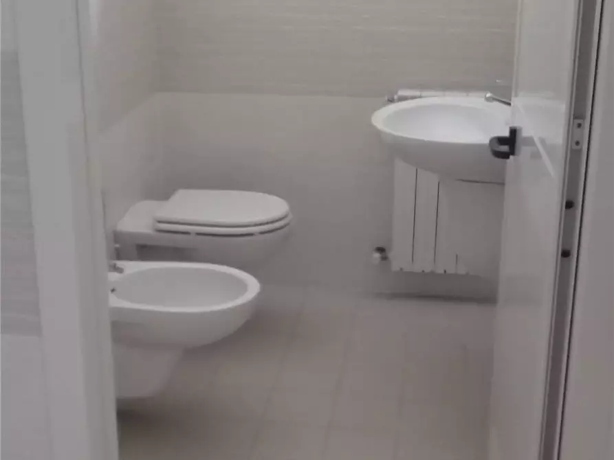 Immagine 6 di Ufficio in affitto  in Via Bachelet, 15 a Matelica