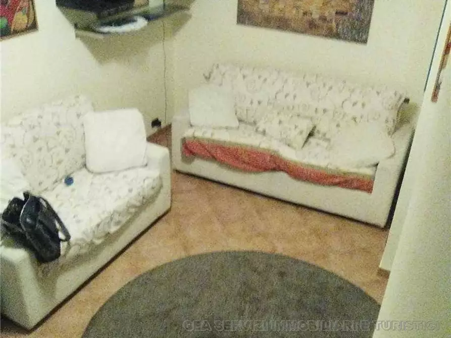 Immagine 6 di Stabile in vendita  a Triggiano