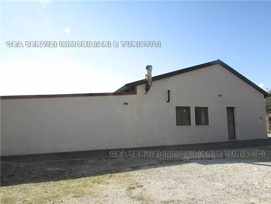 Immagine 17 di Villa in vendita  a Pisticci