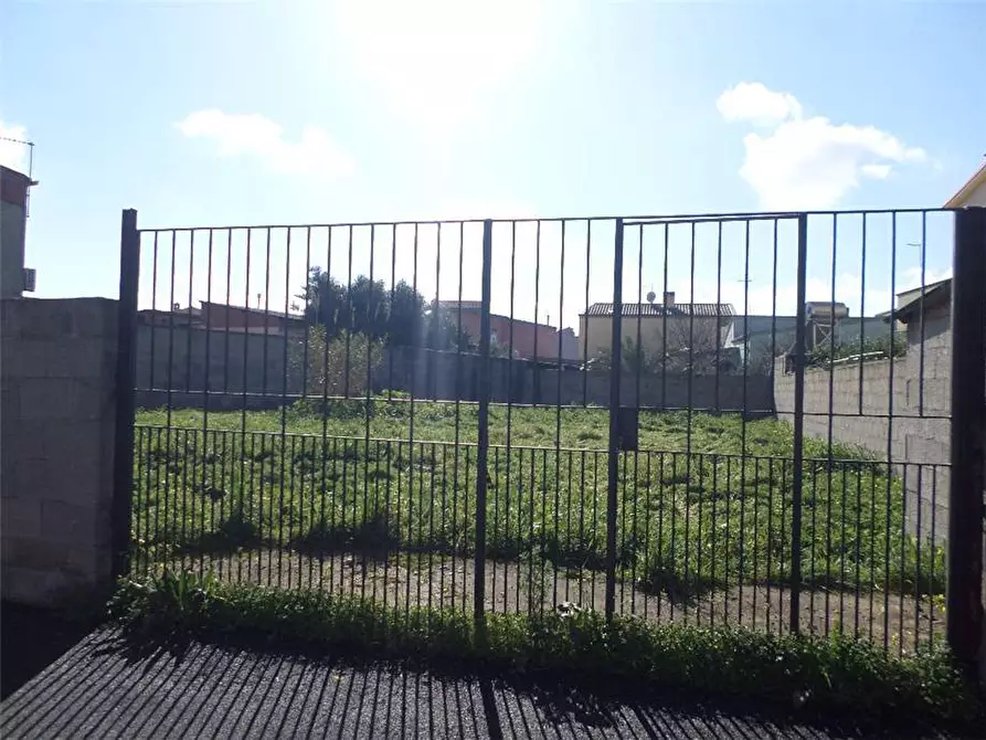 Immagine 6 di Terreno in vendita  a Uta