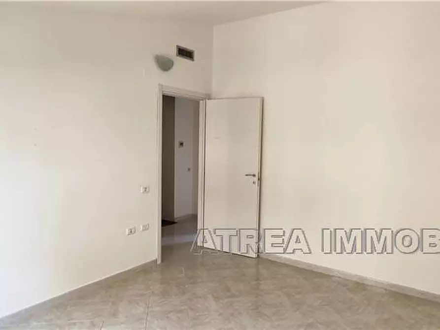 Immagine 20 di Villa in vendita  in Via Via del Popolo, 6 a Assemini