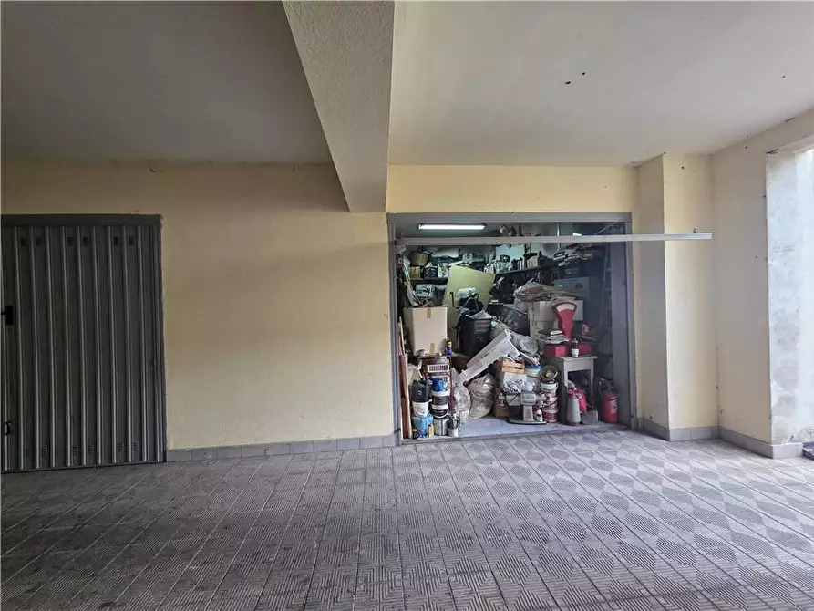 Immagine 26 di Appartamento in vendita  in Via Comunale Santo, 126 a Messina