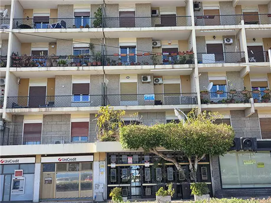 Immagine 27 di Appartamento in vendita  in V.le della Libertà, 219 a Messina