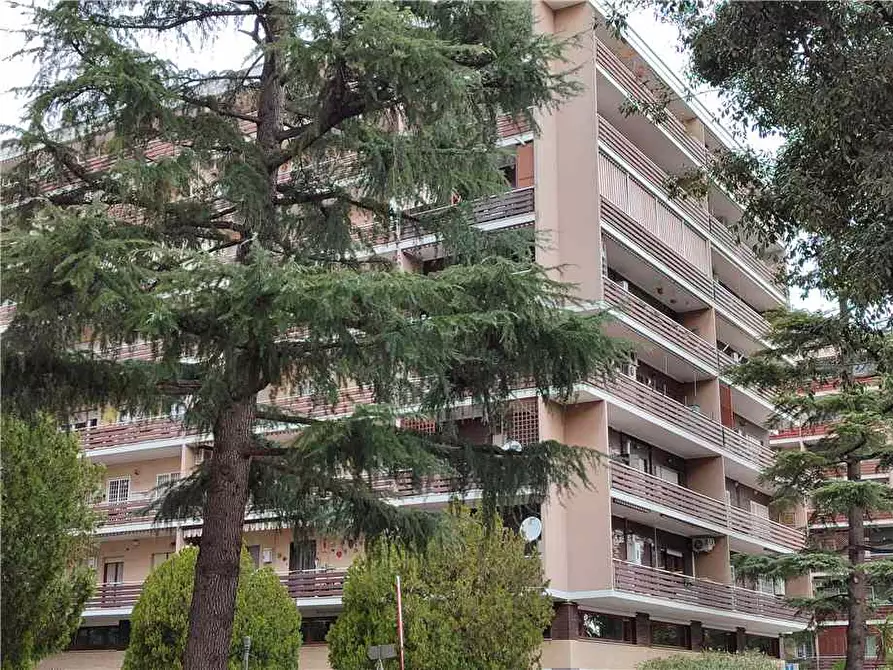 Immagine 10 di Ufficio in vendita  a Roma