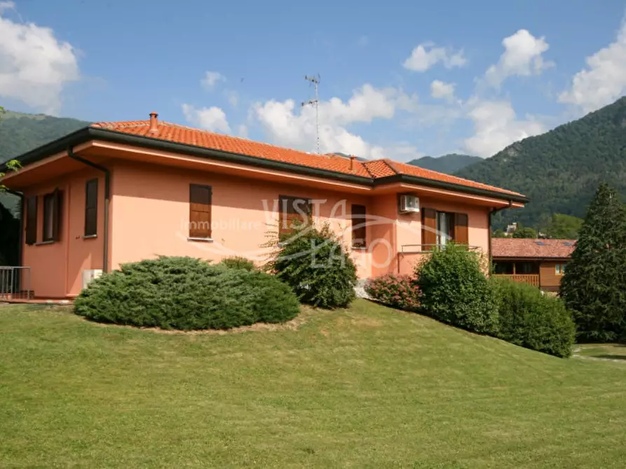 Villa in vendita in via al castello a Castelmarte
