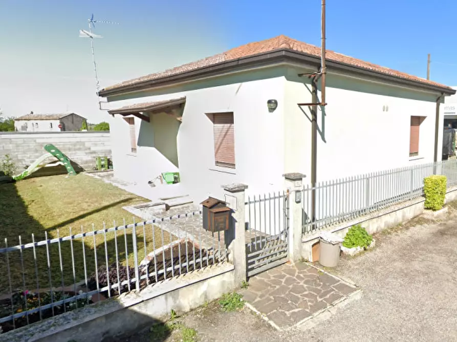 Casa indipendente in vendita in Umberto I,6 a Bovolone