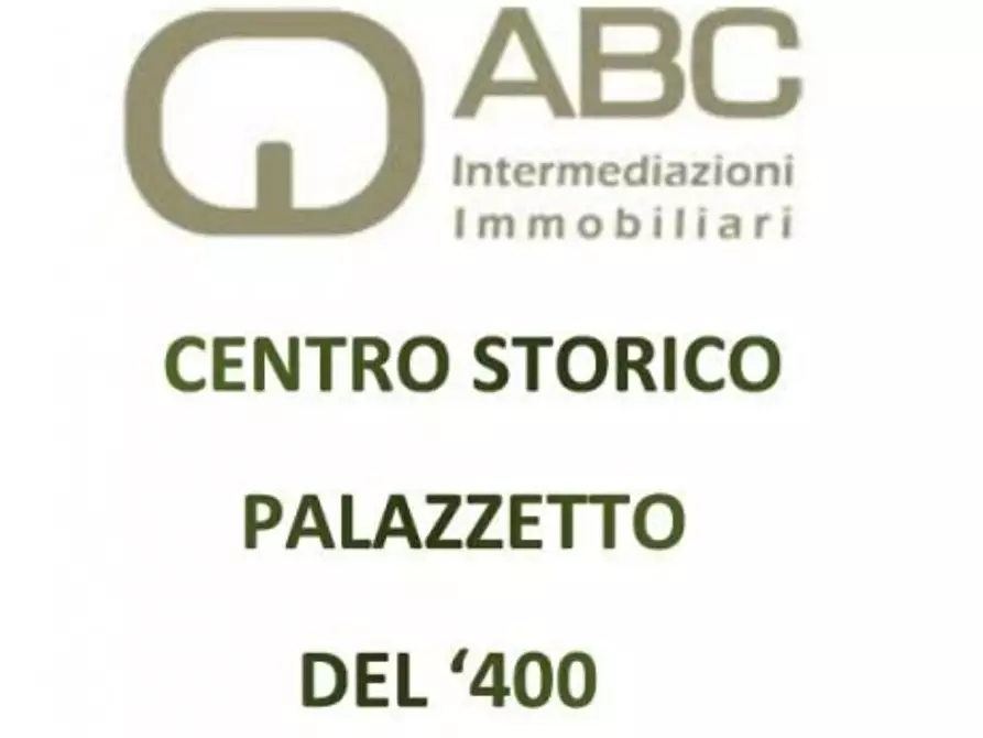 Immagine 1 di Palazzo in vendita  in piazza San Pio X a Treviso