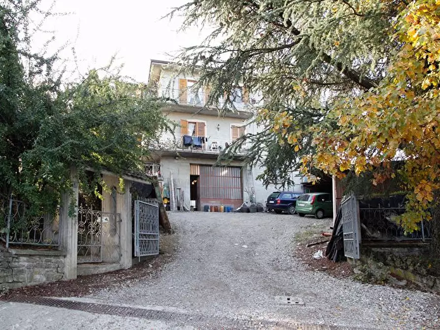 Casa indipendente in vendita in Frazione Castione località Mistadello, N. 143 a Ponte Dell'olio