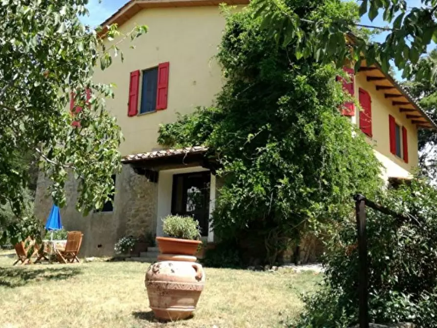 Immagine 1 di Villa in vendita  in montegonzi a Cavriglia