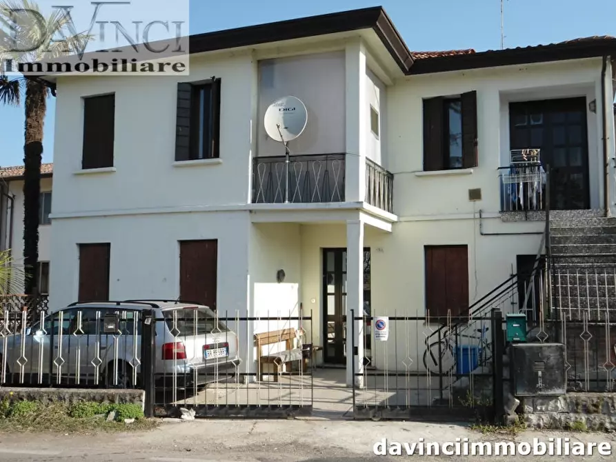 Casa bifamiliare in vendita in Vigonovo Via Padova 10 a Vigonovo