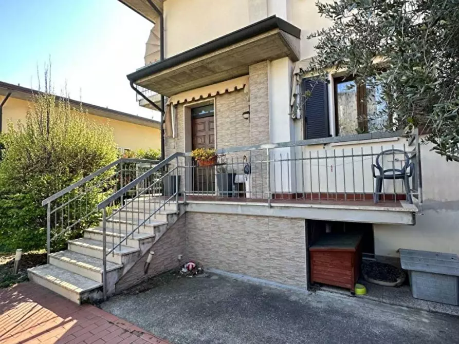 Casa bifamiliare in vendita in Via Umberto I a Bovolone