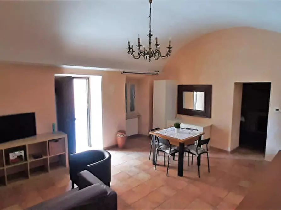 Appartamento in vendita in Via Papa Pio XII a Castel Sant'elia
