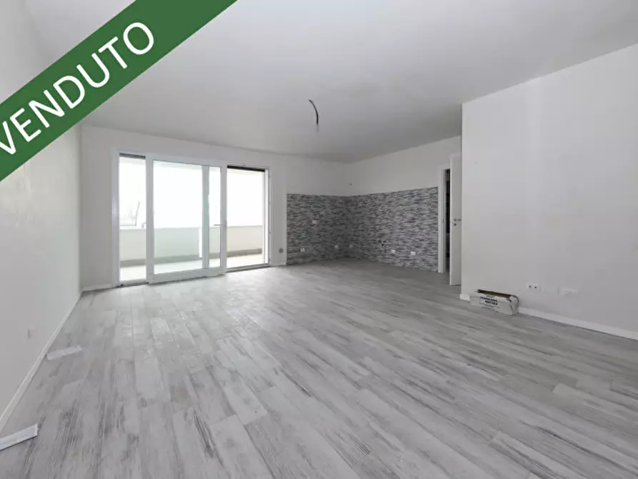 Appartamento in vendita in Via Annone a Monza