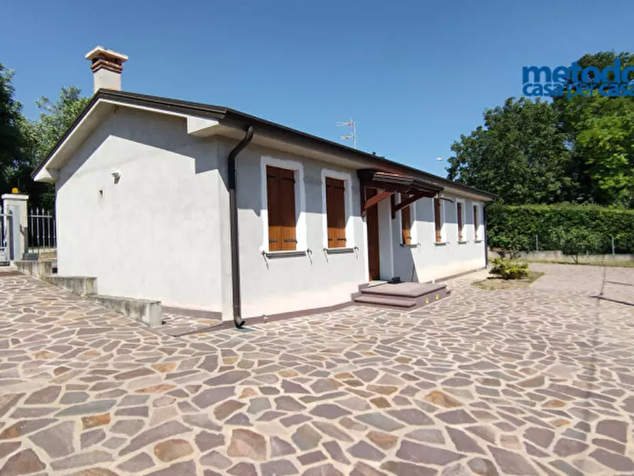 Villa in vendita in Adria, Loc. Artessura a Adria