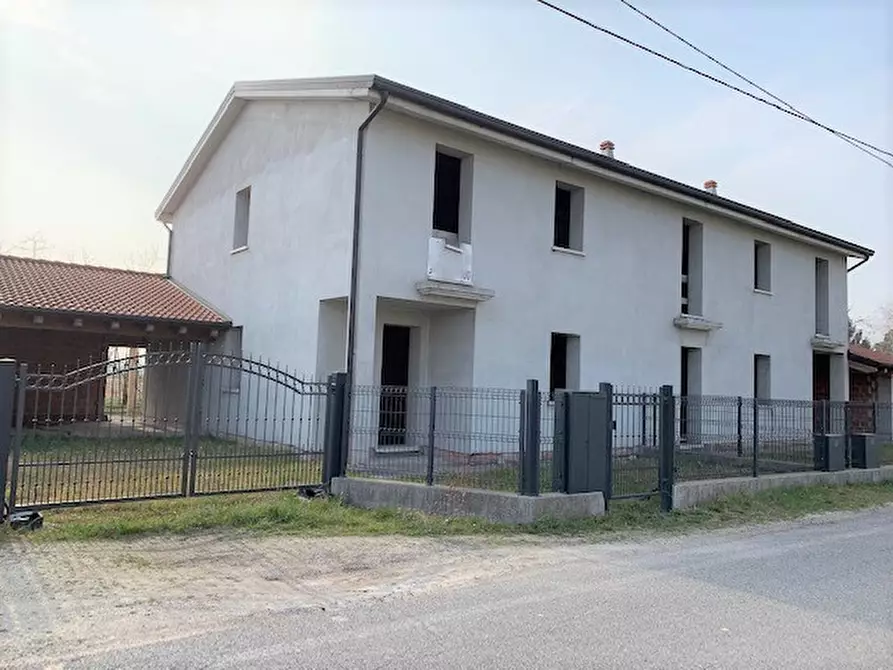 Casa bifamiliare in vendita a Villafranca Padovana