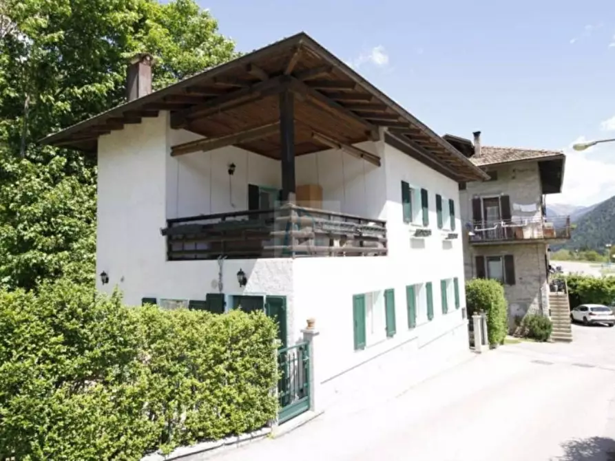 Villa in vendita in Località Villa Rendena a Porte Di Rendena