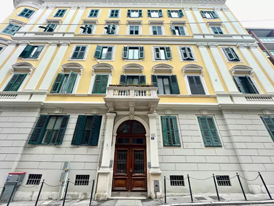 Appartamento in vendita in via Cologna 2 a Trieste