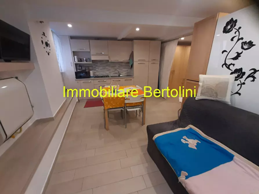 Appartamento in vendita in Via Zeffiro Massa a San Remo