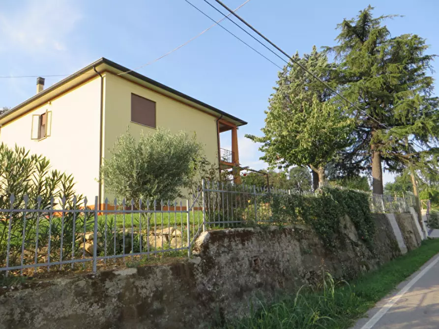 Casa indipendente in vendita in Via Guglielmo Marconi a Vo