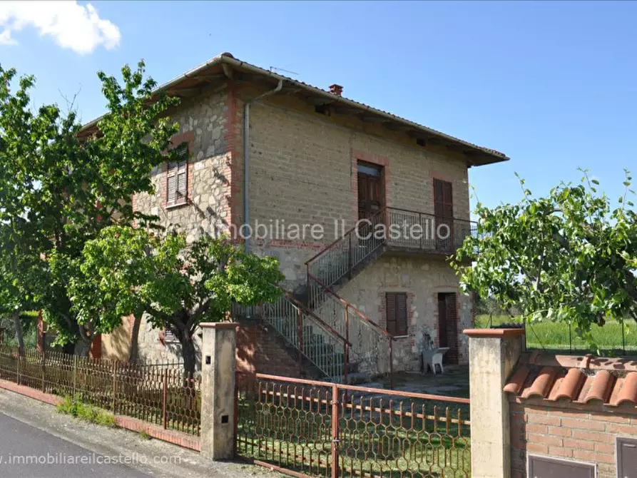 Casa indipendente in vendita in Badia a Castiglione Del Lago
